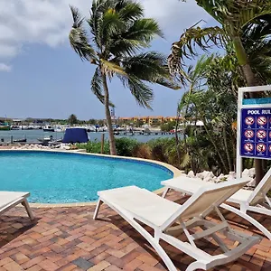 Luxury Appt For 6: Mesmerizing Spanish Water View Appartement